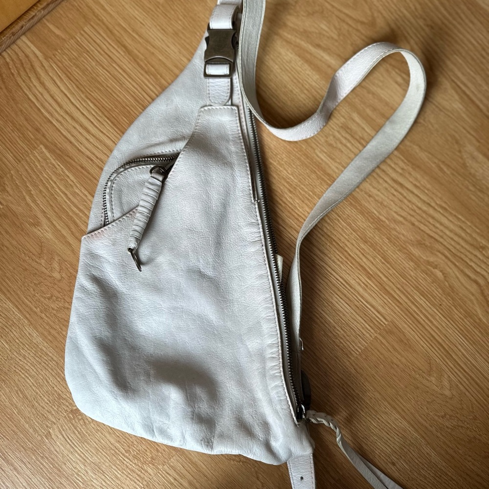 We the free sling bag